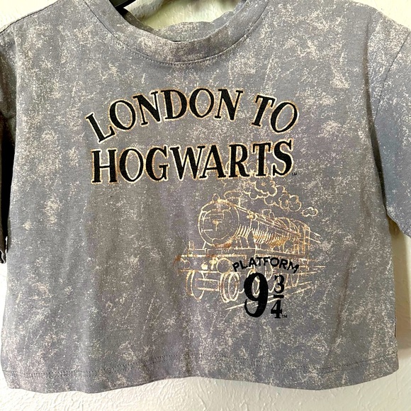 ⚡️Harry Potter⚡️cropped tee - Picture 2 of 3